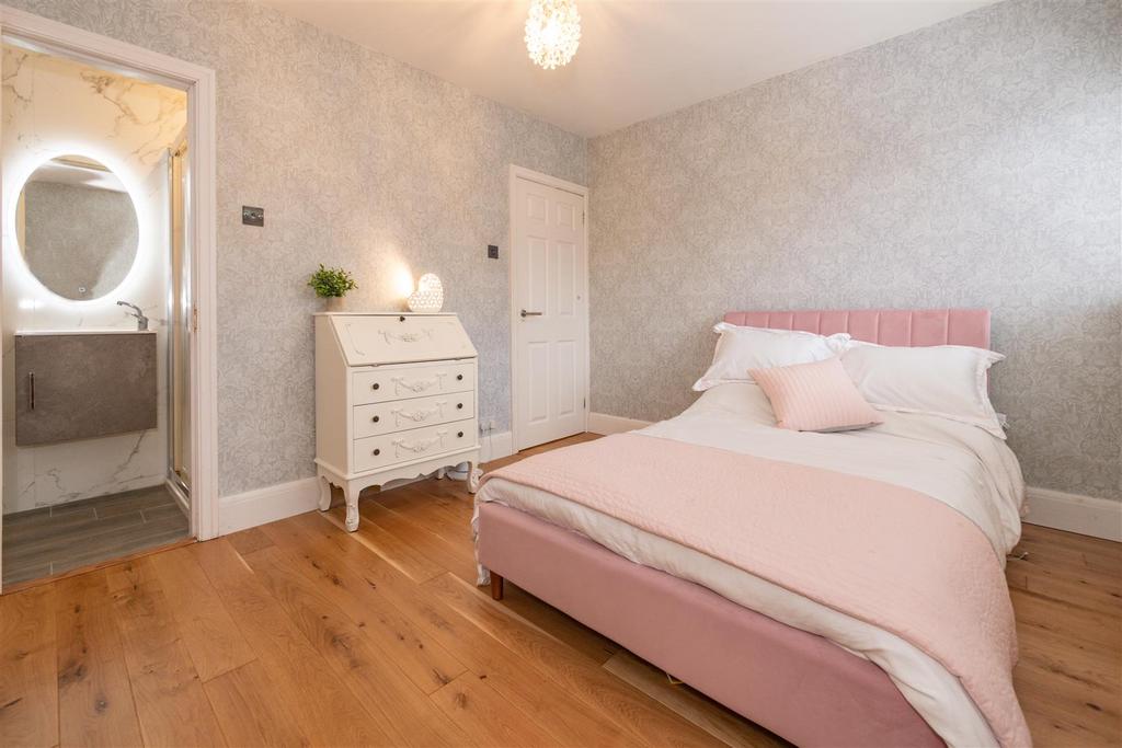 Bedroom 2 Aspect 3.jpg
