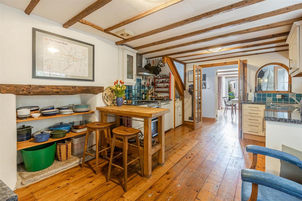 A27 - Hidden Cottage Collins Road Totnes - 230306.