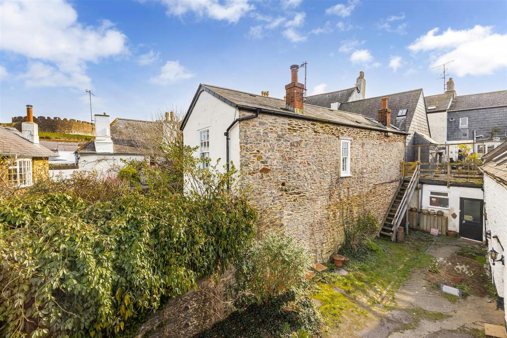 A05 - Hidden Cottage Collins Road Totnes - 230306.