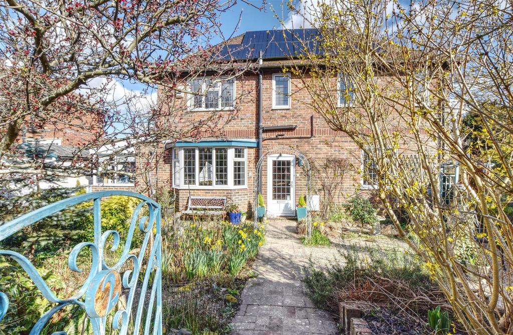 Warwick Road, BexhillOnSea 3 bed semidetached house £425,000