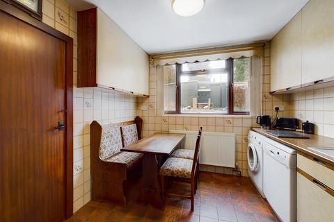 31 Windham Avenue, New Addington, Croydon, CR0 0HY