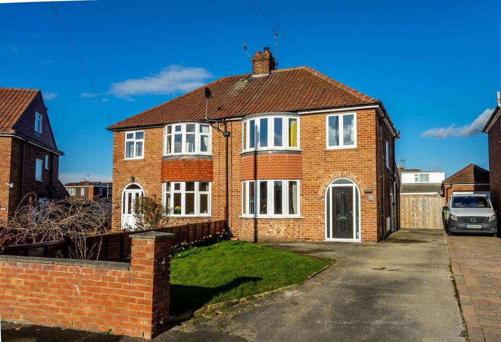Florence Grove, Rawcliffe, York 3 bed semidetached house for sale £
