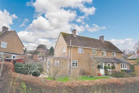 3 bedroom semi-detached house to rent - Spring Close, Boughton