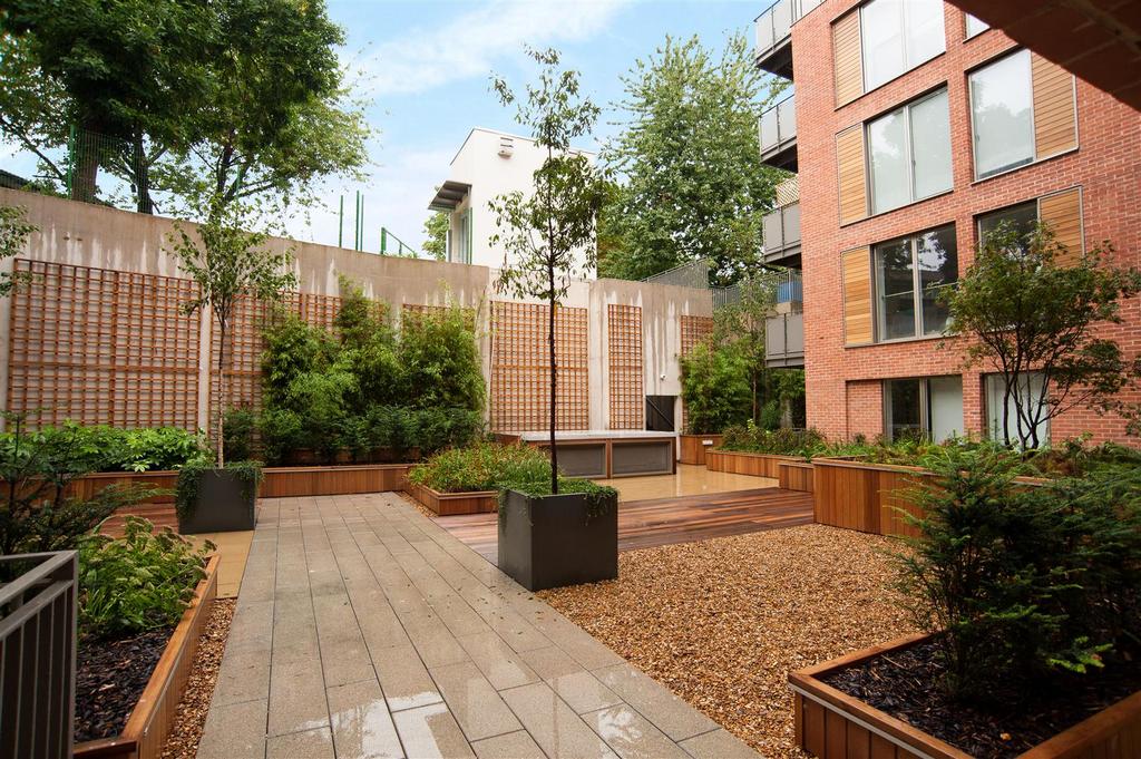 Courtyard.jpg