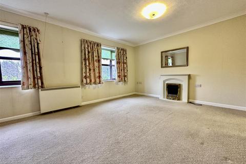 1 bedroom retirement property for sale, Oxford Court, Ansdell, Lytham St Annes