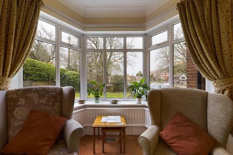 6 Stepney Drive, Scarborough, YO12 5DH