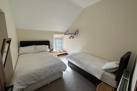 3 bedroom house for sale, Pentrefoelas, Betws-Y-Coed