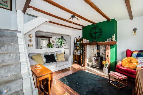 2 bedroom terraced house for sale - 31 Howl Lane, Hutton, Driffield, YO25 9QB
