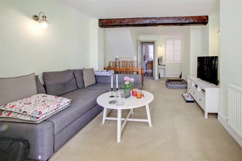 2 bedroom house for sale - The Green, Southgate, London, N14