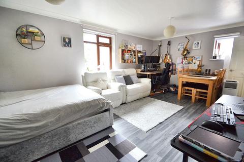 undefined, South Wonston