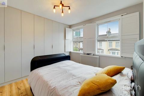 12 Howley Road, Croydon, CR0 1AZ