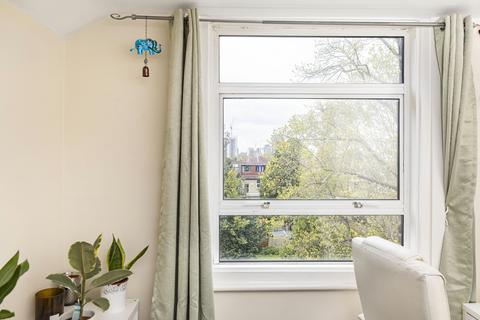 37a Outram Road, Croydon, CR0 6XG