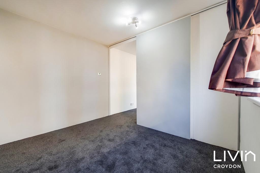 5 Bedroom 2-1