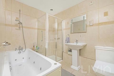 9 Rusthall Close, Croydon, CR0 7YH