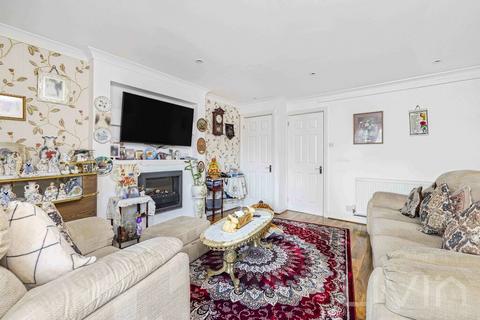 9 Rusthall Close, Croydon, CR0 7YH
