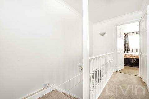 9 Rusthall Close, Croydon, CR0 7YH