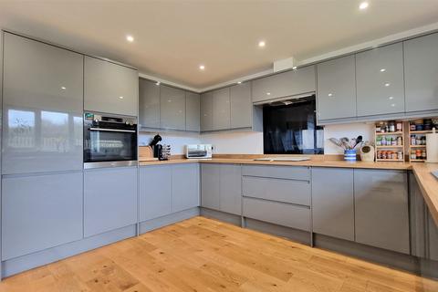 3 bedroom bungalow for sale - Green Meadows, Camelford