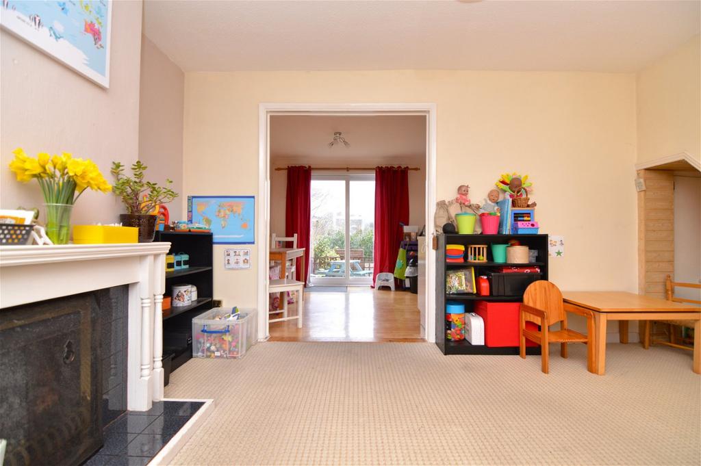 Messack Close, Falmouth 3 bed semidetached house £325,000