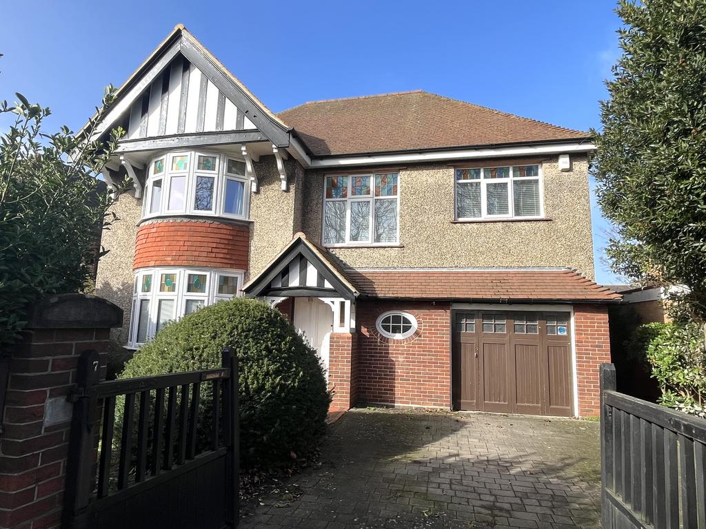 Spring Garden Lane, Gosport PO12 4 bed detached house for sale £599,995