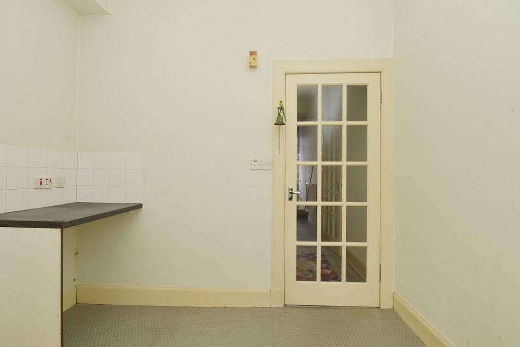 MFL4224943 256.jpg