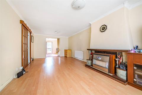 4 bedroom semi-detached house for sale - East Crescent, New Southgate, London, N11