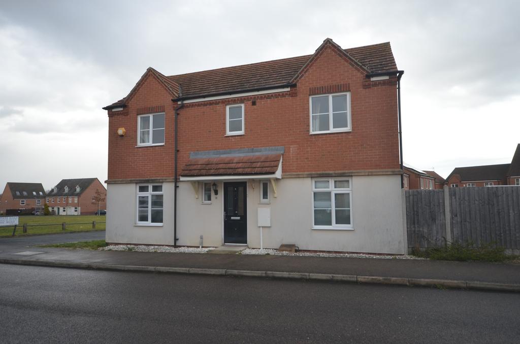 Jay Road, Oakley Vale, Corby, NN18 4 bed detached house £1,345 pcm (£310 pw)
