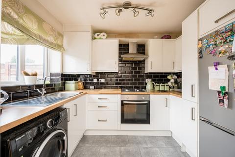 3 bedroom terraced house for sale - The Hedgerows, St Helens, Haydock, WA11