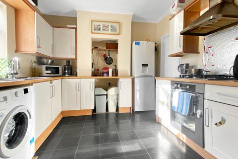 24 Stonebridge Road, Northfleet, Gravesend, DA11 9DR