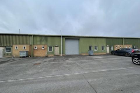 Industrial unit to rent, Hangar  6B, Thruxton Industrial Estate, Thruxton, Andover, Hampshire, SP11 8PW
