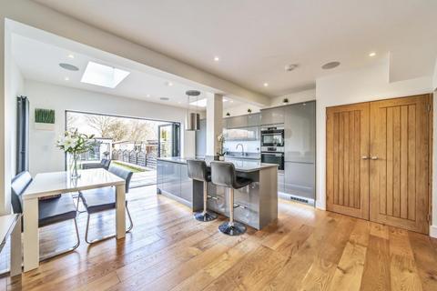80 Abbots Way, Beckenham, BR3 3SF