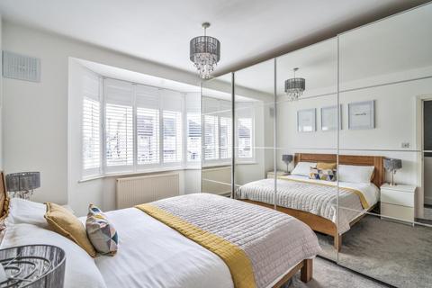80 Abbots Way, Beckenham, BR3 3SF