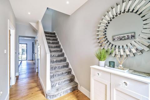 80 Abbots Way, Beckenham, BR3 3SF