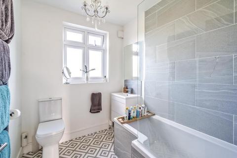 80 Abbots Way, Beckenham, BR3 3SF