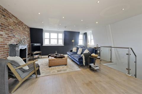 2 bedroom flat to rent, Aldridge Road Villas, London, W11