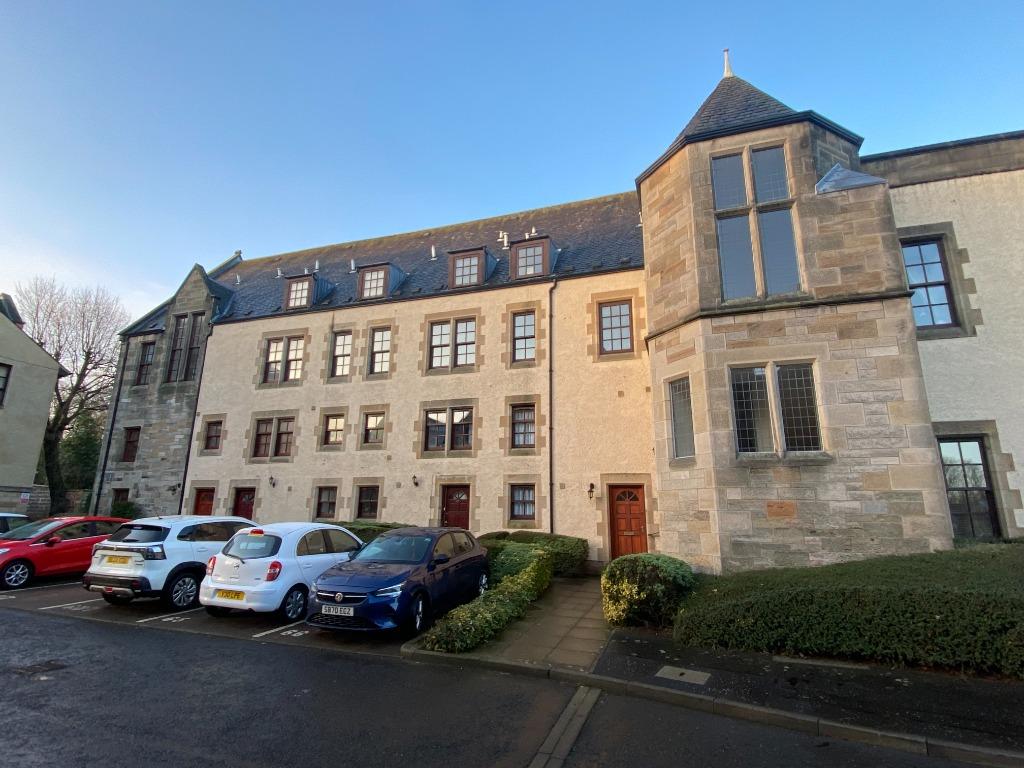 Park Avenue, Edinburgh, EH15 2 bed flat £1,200 pcm (£277 pw)
