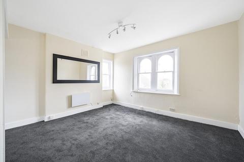 Flat 8, 16 Hamlet Road, London, SE19 2AW