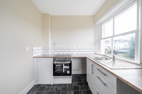 Flat 8, 16 Hamlet Road, London, SE19 2AW