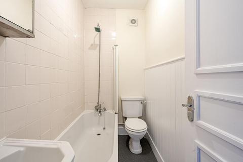 Flat 8, 16 Hamlet Road, London, SE19 2AW