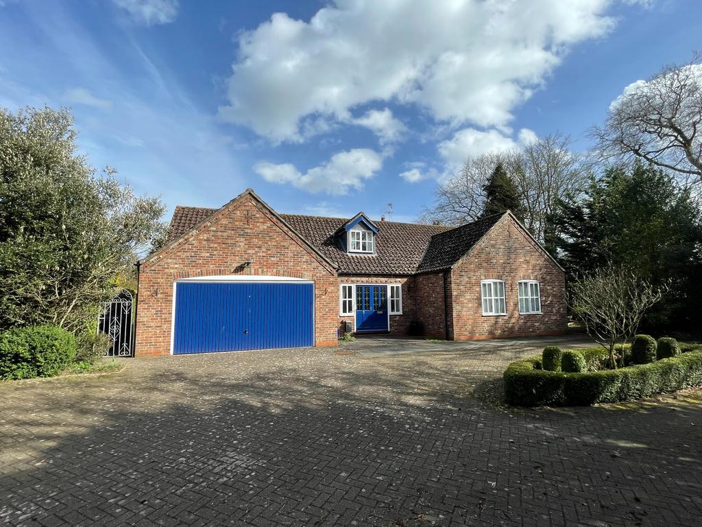 Caistor Road, Market Rasen, LN8 3 bed detached house for sale £435,000