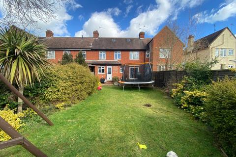 35 Raeburn Road, Northampton, NN2 7ET
