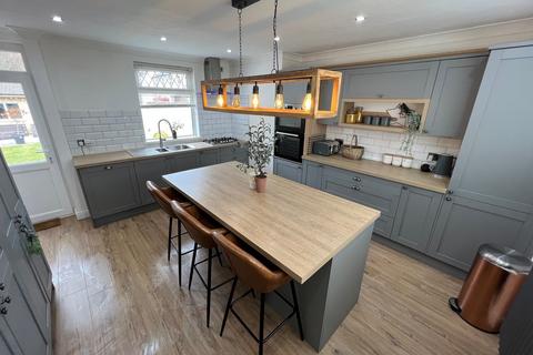 3 bedroom end of terrace house for sale - Bailey Street Pentre - Pentre