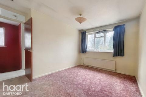 74 Main Road, Sutton At Hone, Dartford, DA4 9EU