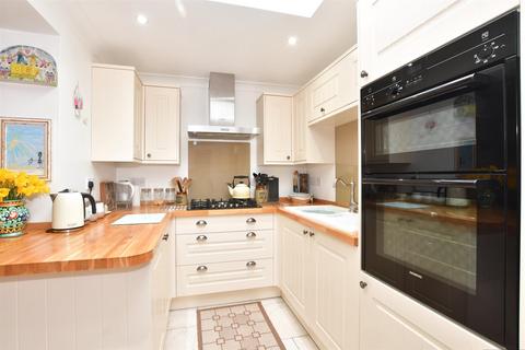 14 Darracott Close, Deal, CT14 9PU