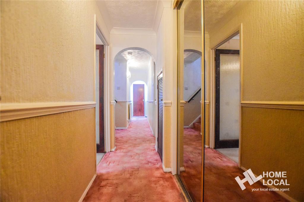 Foster Road, Great Totham, Essex, CM9 4 bed detached house for sale £