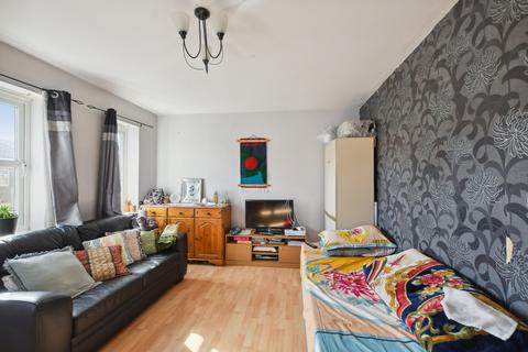 2 bedroom flat for sale, Chadwell Heath, RM6