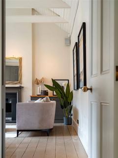 2 bedroom terraced house for sale - Kensington Square, Kensington, London, W8