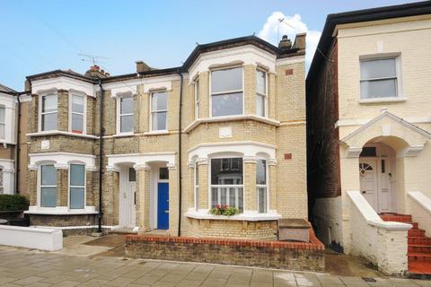 9b Ringford Road, London, SW18 1RP