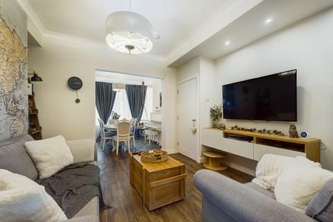 3 bedroom end of terrace house for sale - Middle Road, Gendros, Swansea, SA5