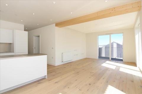 Flat 14, Boiler House, 2 Material Walk, Hayes, UB3 1DZ
