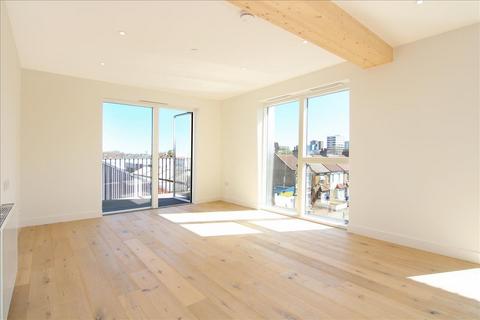 Flat 14, Boiler House, 2 Material Walk, Hayes, UB3 1DZ